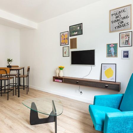 2 Pieces-Moderne-Proche Paris Apartment ลูวาลัวเปแรต์ ภายนอก รูปภาพ